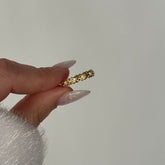 Taşlı Sarmal İnce Yüzük / 925 Gümüş