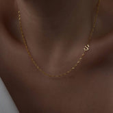 Düz minimal harf köprücük kolye / 925 Gümüş