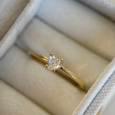 Kristal Tektaş Kalp Yüzük/ 925 Gümüş