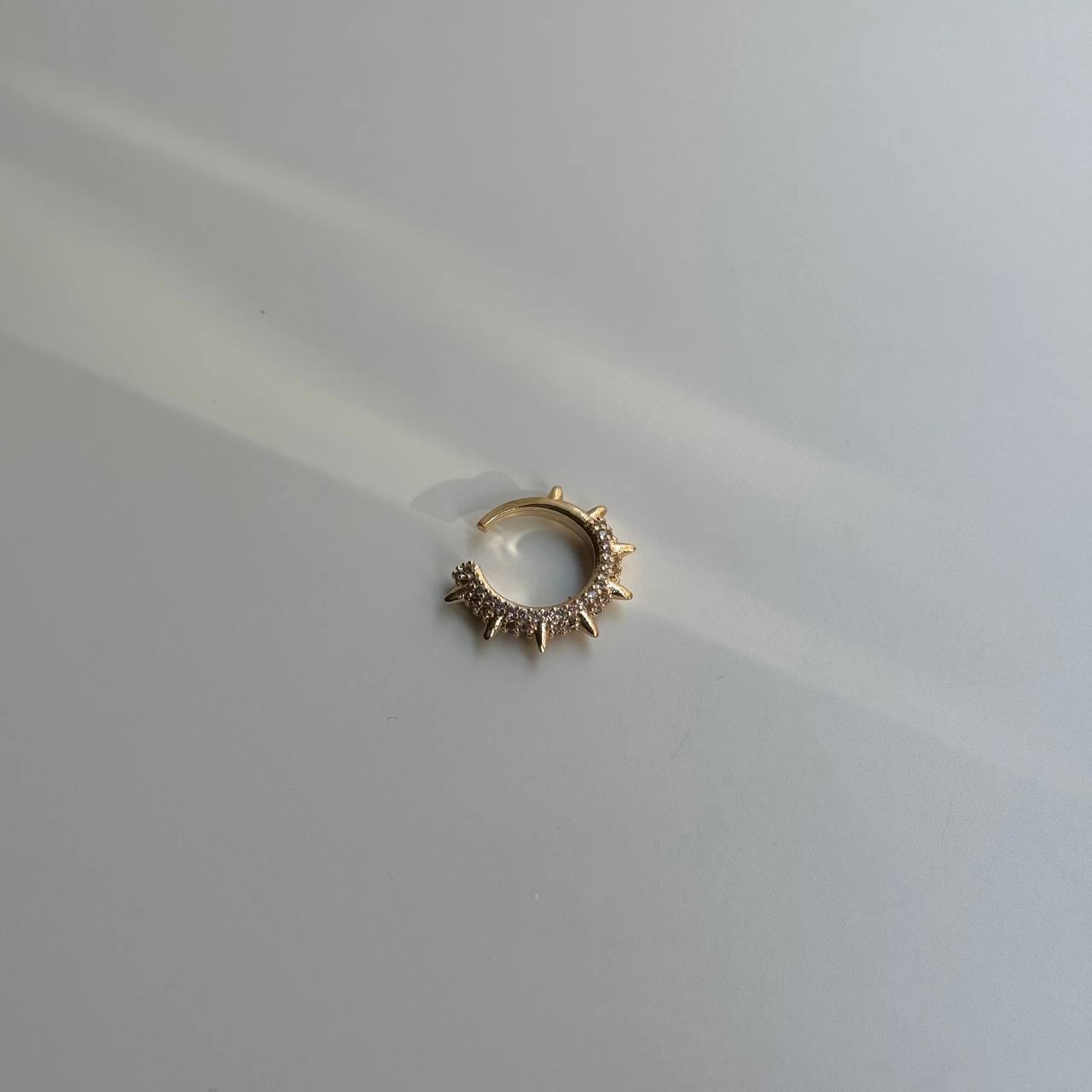 Taşlı Earcuff