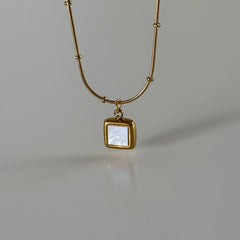 Kare-Sedef Çelik Kolye