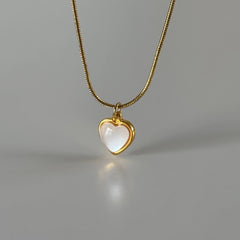 Çelik Bombe Kalp Kolye