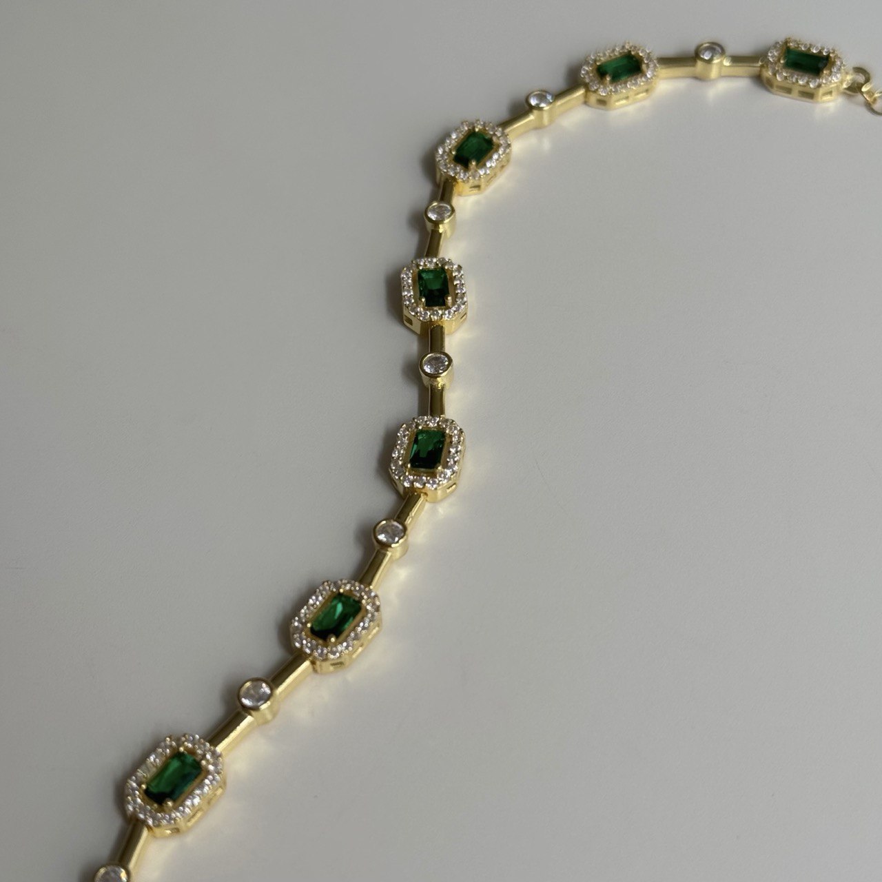 Oval Taş Yeşil Şık Bileklik / 925 Gümüş