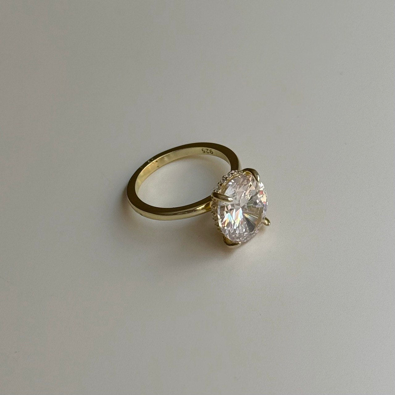 Oval Kristal Yüzük/ 925 Gümüş