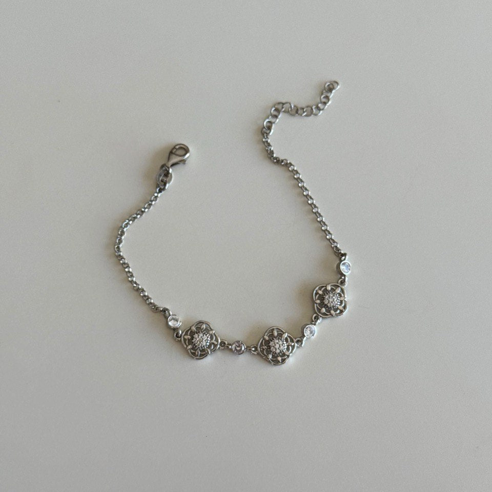 Üçlü Çiçek Model Bileklik / 925 Gümüş