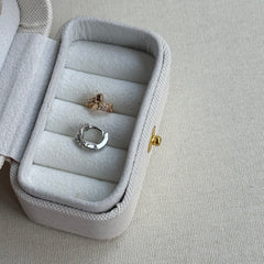 Tragus No:6
