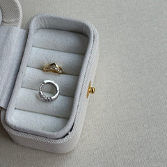 Tragus No:7
