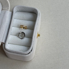 Tragus No:12