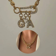 Mirella Çift Harfli Kolye