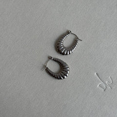 Oval İstiridye Küpe