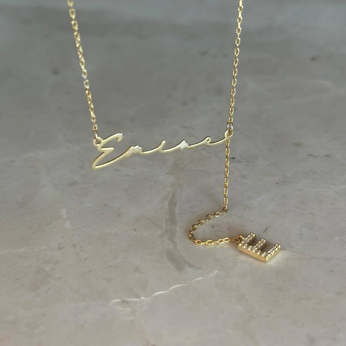 Sallantılı harf-isim  kolye / 925 Gümüş