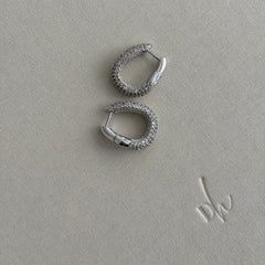 Full Taşlı Asimetrik Küpe