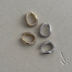 Full Taşlı Asimetrik Küpe