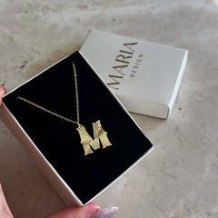 Büyük ışıltı harf kolye / 925 Gümüş