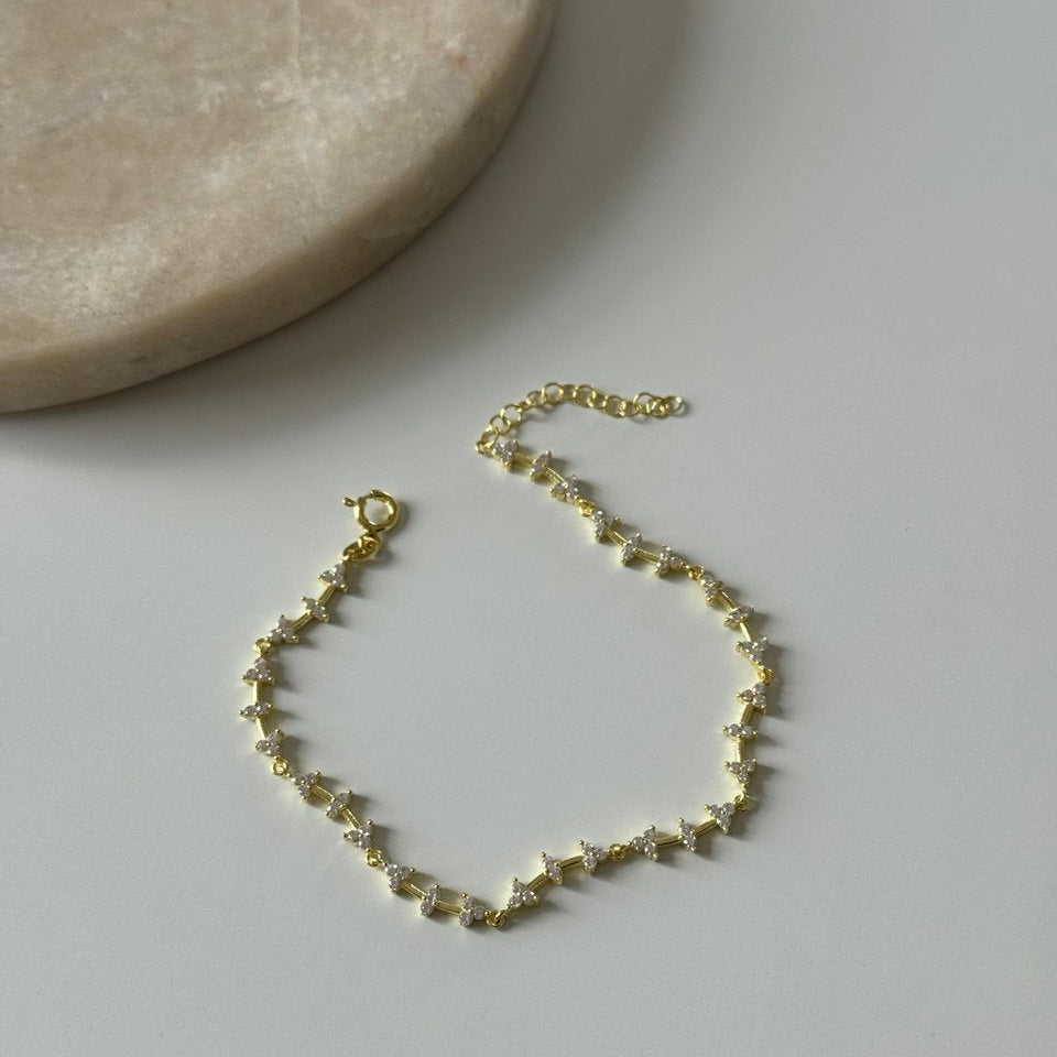 Taşlı Üç Yaprak Bileklik /925 Gümüş