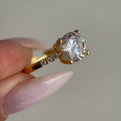 Oval Tek Taş Yüzük /925 Gümüş