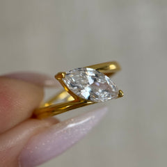 Yan Damla Model Yüzük / 925 Gümüş