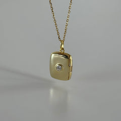 Açılır Kapaklı Kare Kolye / 925 Gümüş