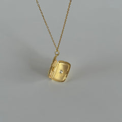 Açılır Kapaklı Kare Kolye / 925 Gümüş